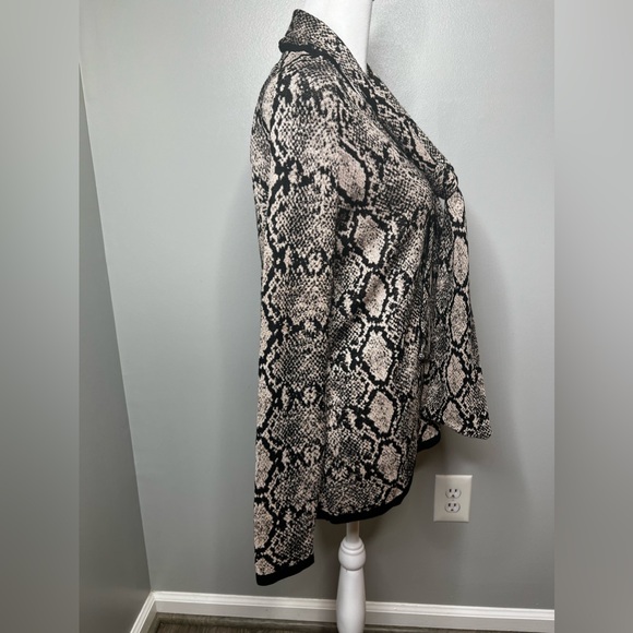 Chico's Double Espresso Python-Print Tie Neck Sweater Size Medium, Chico's 1 - Picture 6 of 14